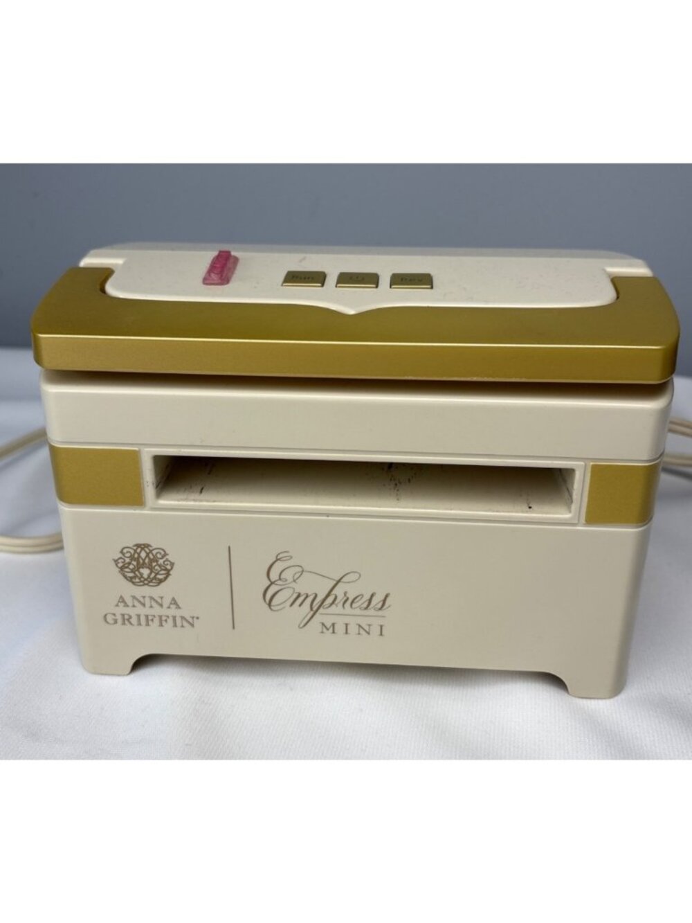 Anna Griffin Empress Mini Compact Die Cutting & Embossing Machine Cream/Gold